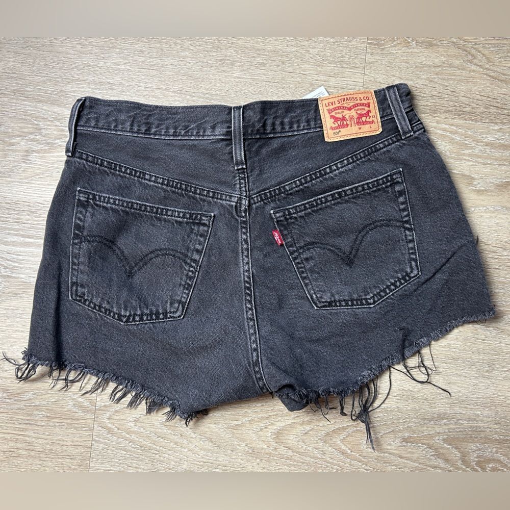 LEVI’S | 501 Black Cutoff Shorts Size 29 - Picture 7 of 7